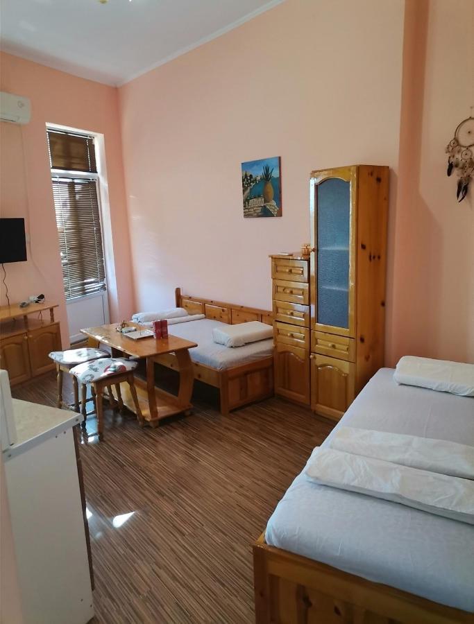 Matrona Guest House Балчик Экстерьер фото